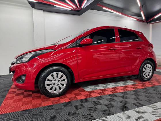 HYUNDAI HB20 1.0 COMFORT 12V FLEX 4P MANUAL HYUNDAI HB20 1.0 COMFORT 12V FLEX 4P MANUAL